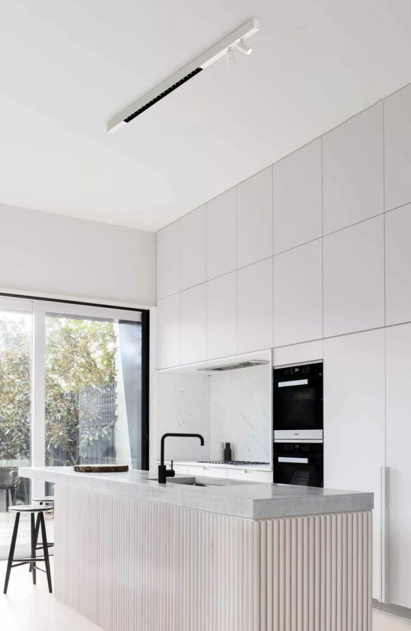 Minifile mix ceiling direct light with Leva